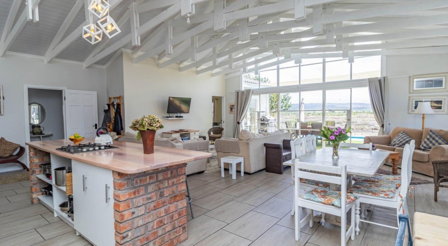 3 Bedroom Property for Sale in Riverside Western Cape